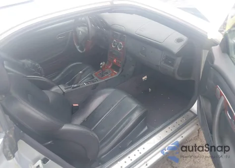 2001 Mercedes-Benz Slk 320 from USA, damaged, VIN WDBKK65F61F223014